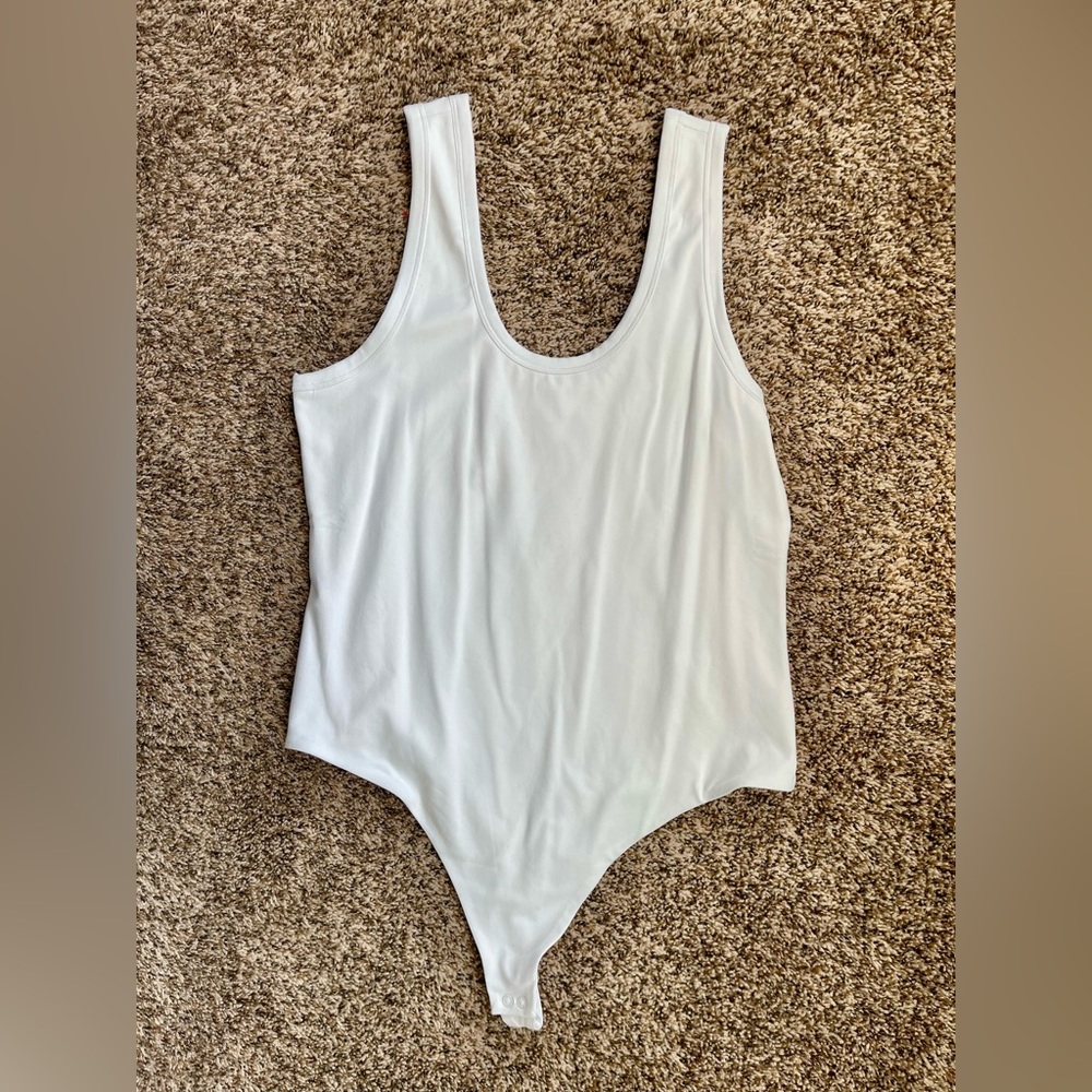 NUUDS sleeveless bodysuit size Xl BRAND NEW